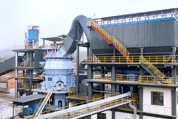 新乡365电竞机械为云南客户承建的年产60万吨矿粉线现场