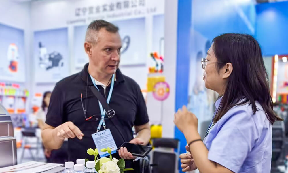 广交会“中国造作杏妆圆满收官，新乡365电竞等待与全球客户再相聚！